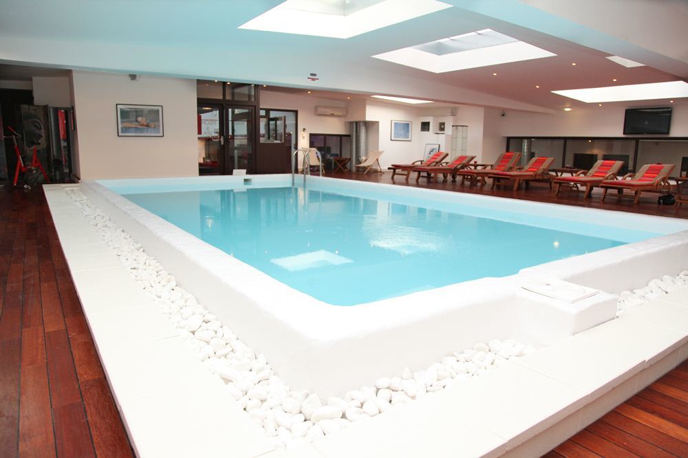 Zenia Hotel & Spa Cambrai Exterior photo