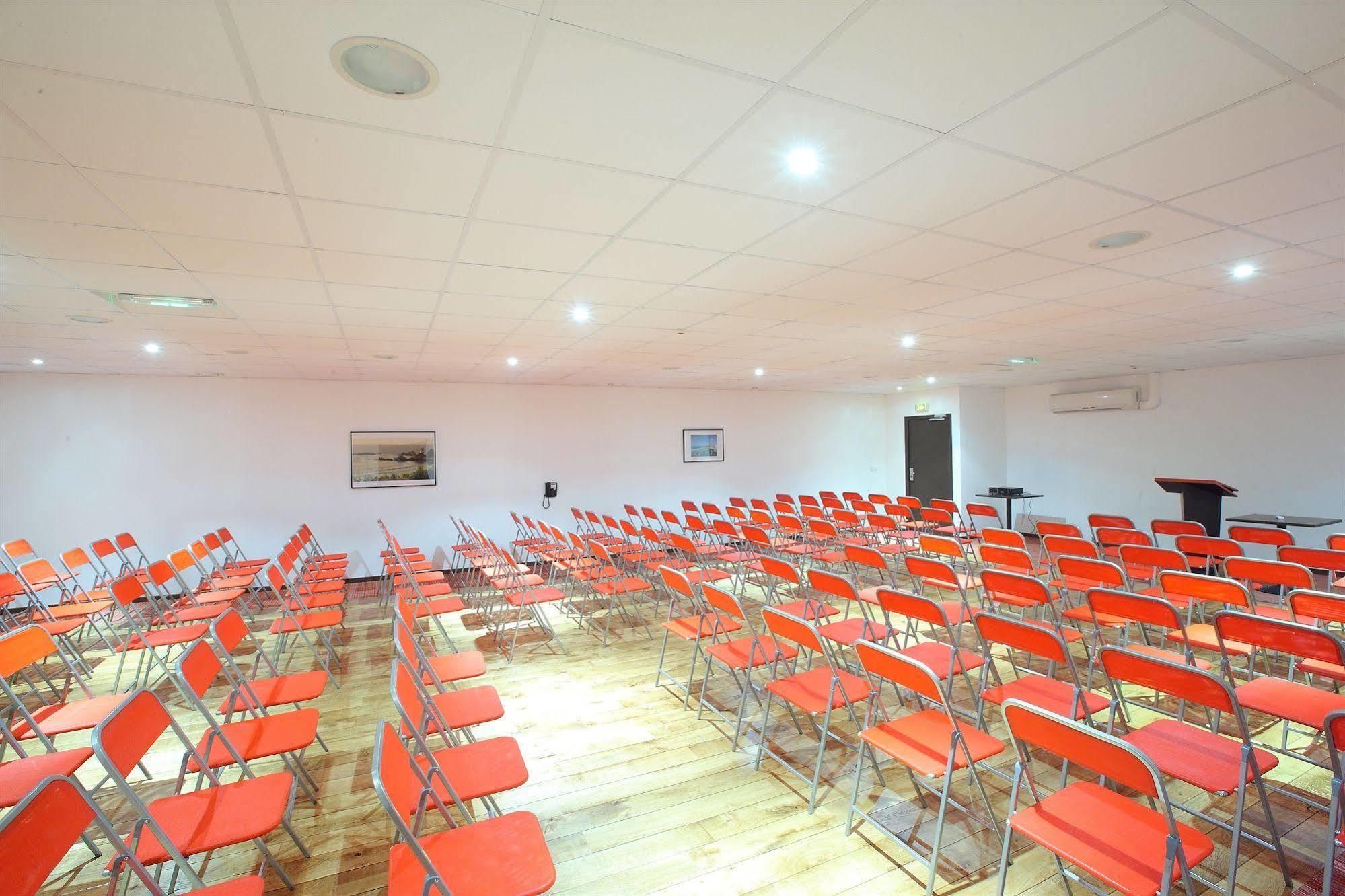 Zenia Hotel & Spa Cambrai Exterior photo