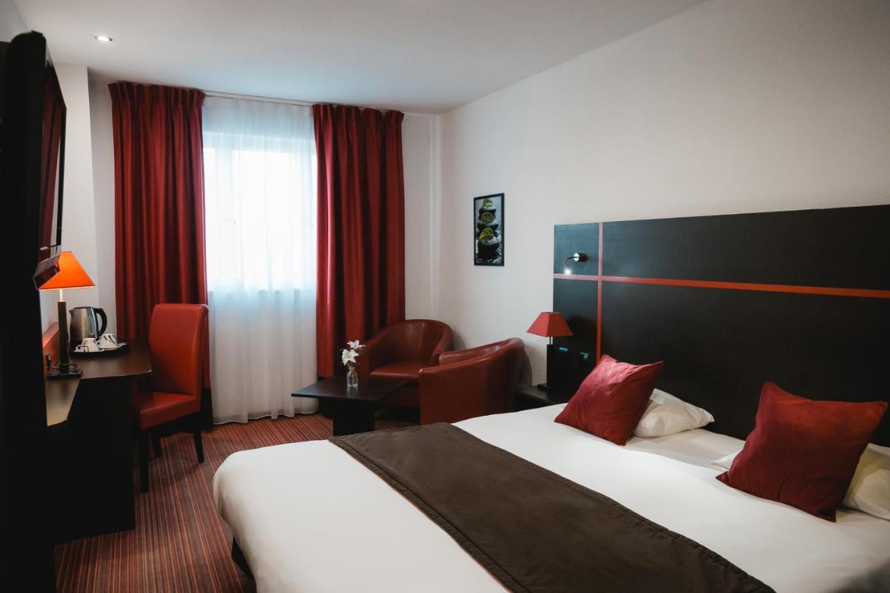 Zenia Hotel & Spa Cambrai Exterior photo